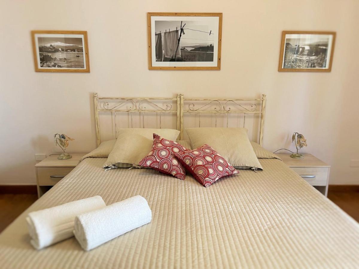 B&B Evelyne Taormina Luaran gambar