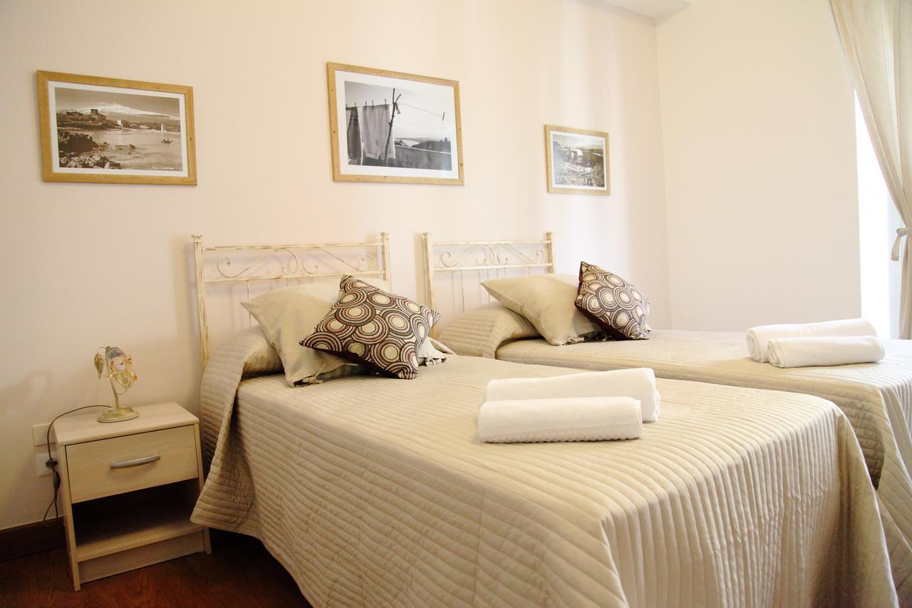 B&B Evelyne Taormina Luaran gambar